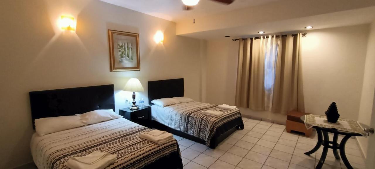 Hotel La Estancia Río Verde Zewnętrze zdjęcie
