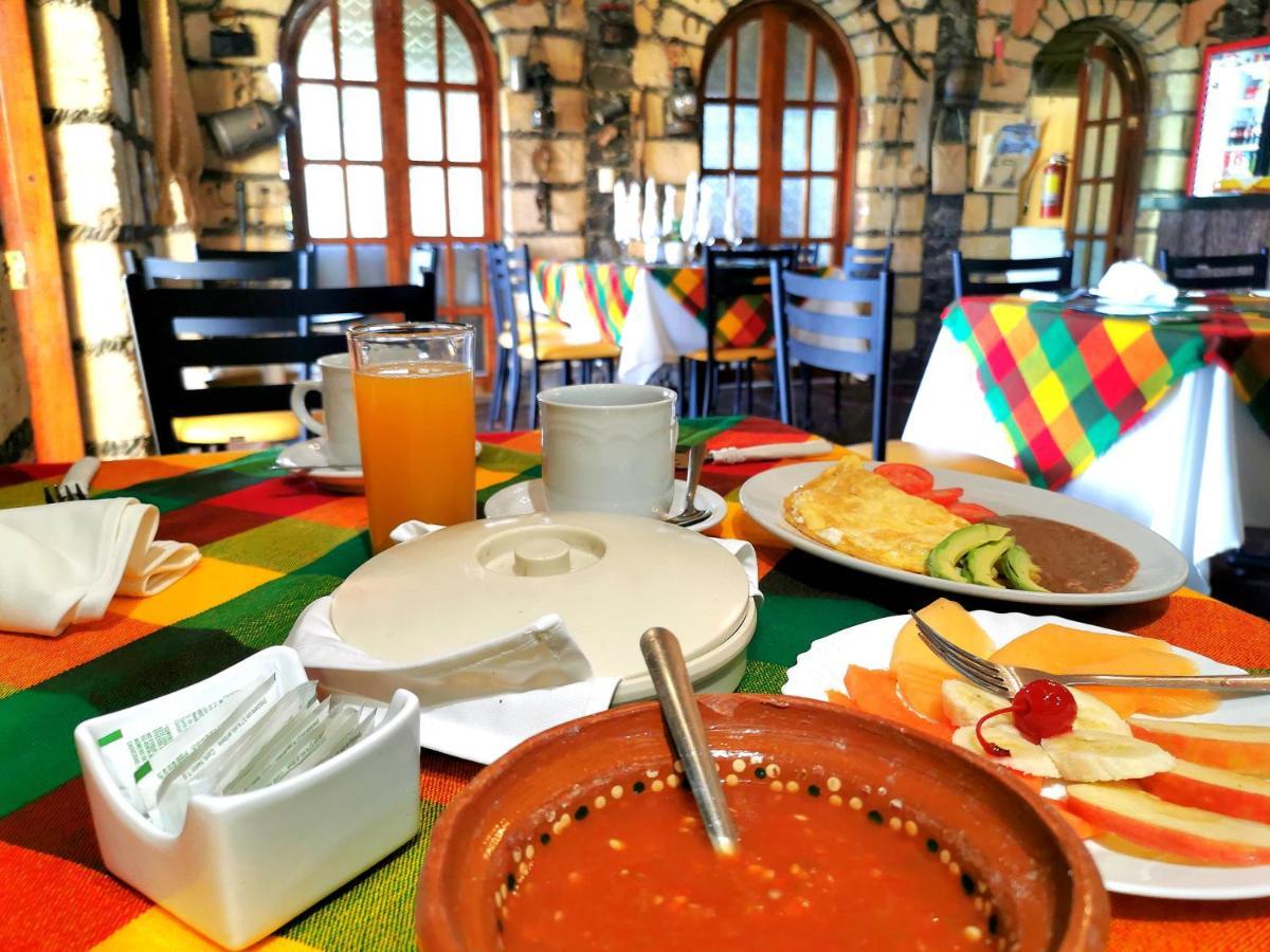 Hotel La Estancia Río Verde Zewnętrze zdjęcie