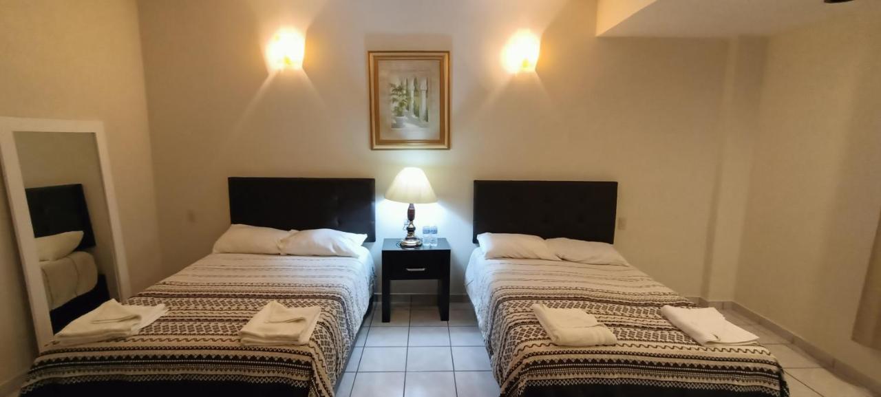Hotel La Estancia Río Verde Zewnętrze zdjęcie