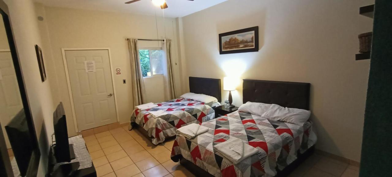 Hotel La Estancia Río Verde Zewnętrze zdjęcie