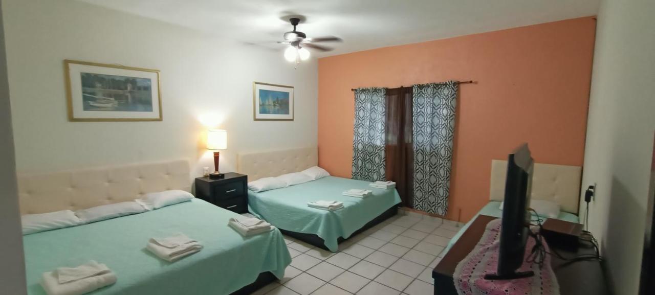 Hotel La Estancia Río Verde Zewnętrze zdjęcie