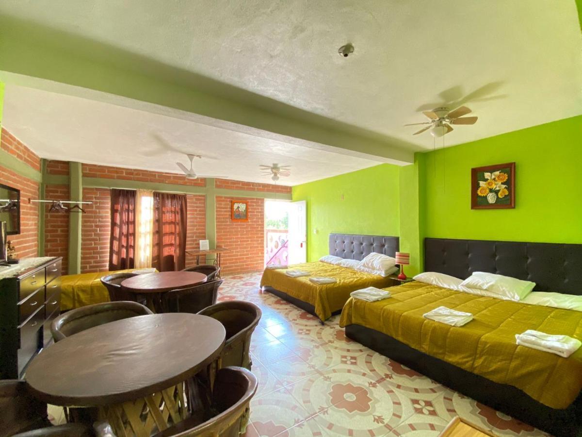 Hotel La Estancia Río Verde Zewnętrze zdjęcie