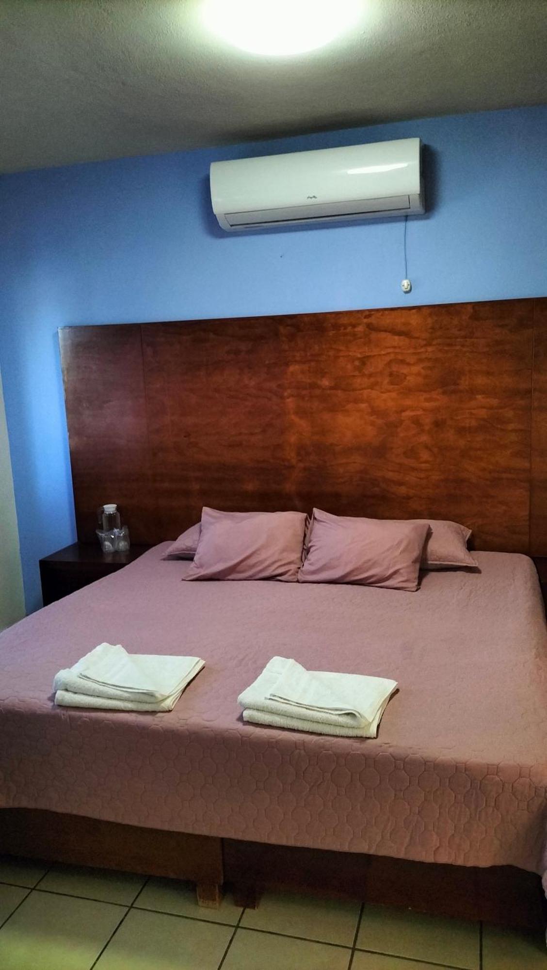 Hotel La Estancia Río Verde Zewnętrze zdjęcie